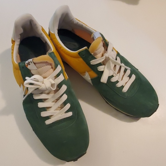 vintage style sneaker